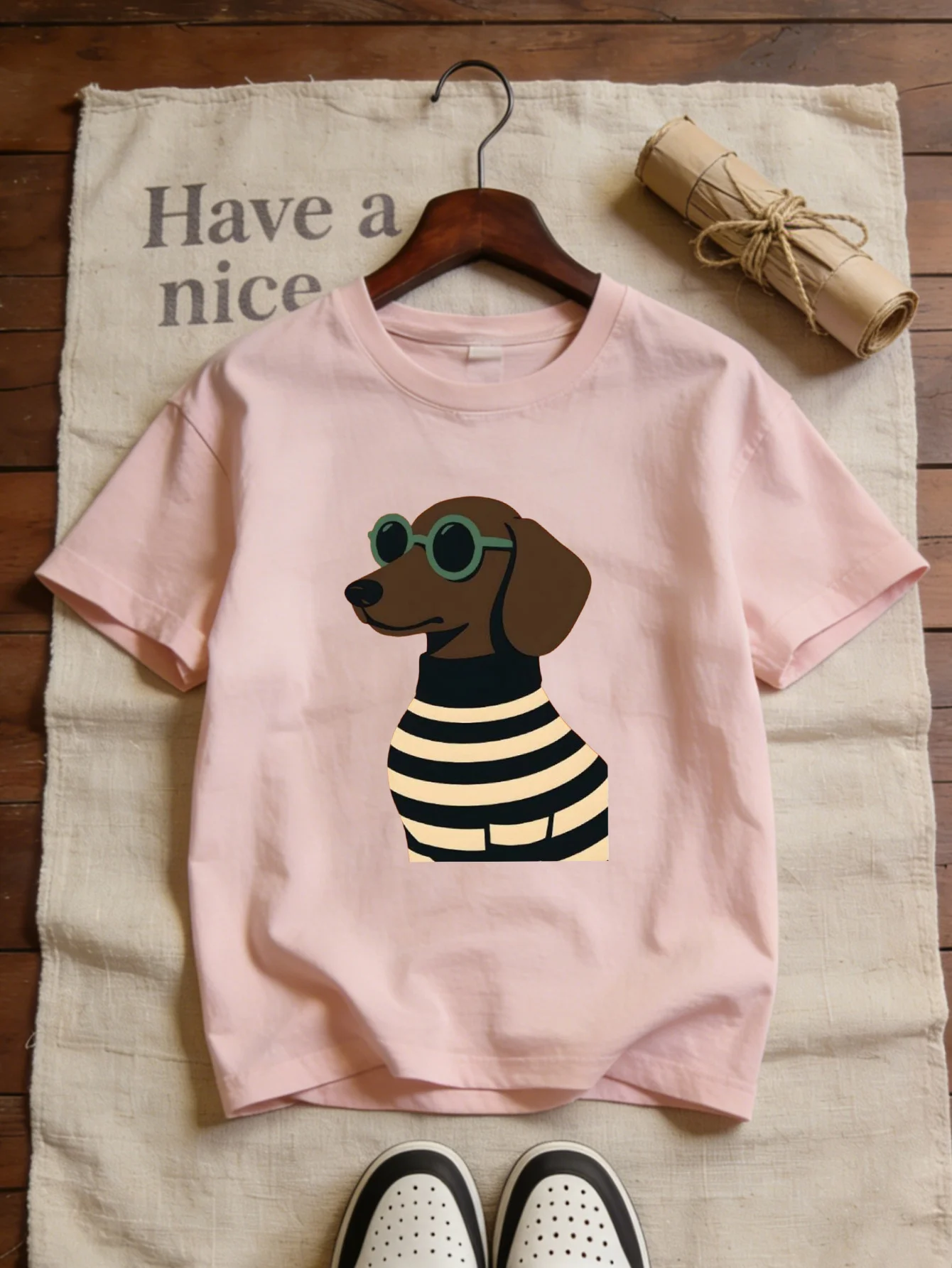 Street Fashion Photo - Exquisite Cartoon Dog Print Short Sleeved