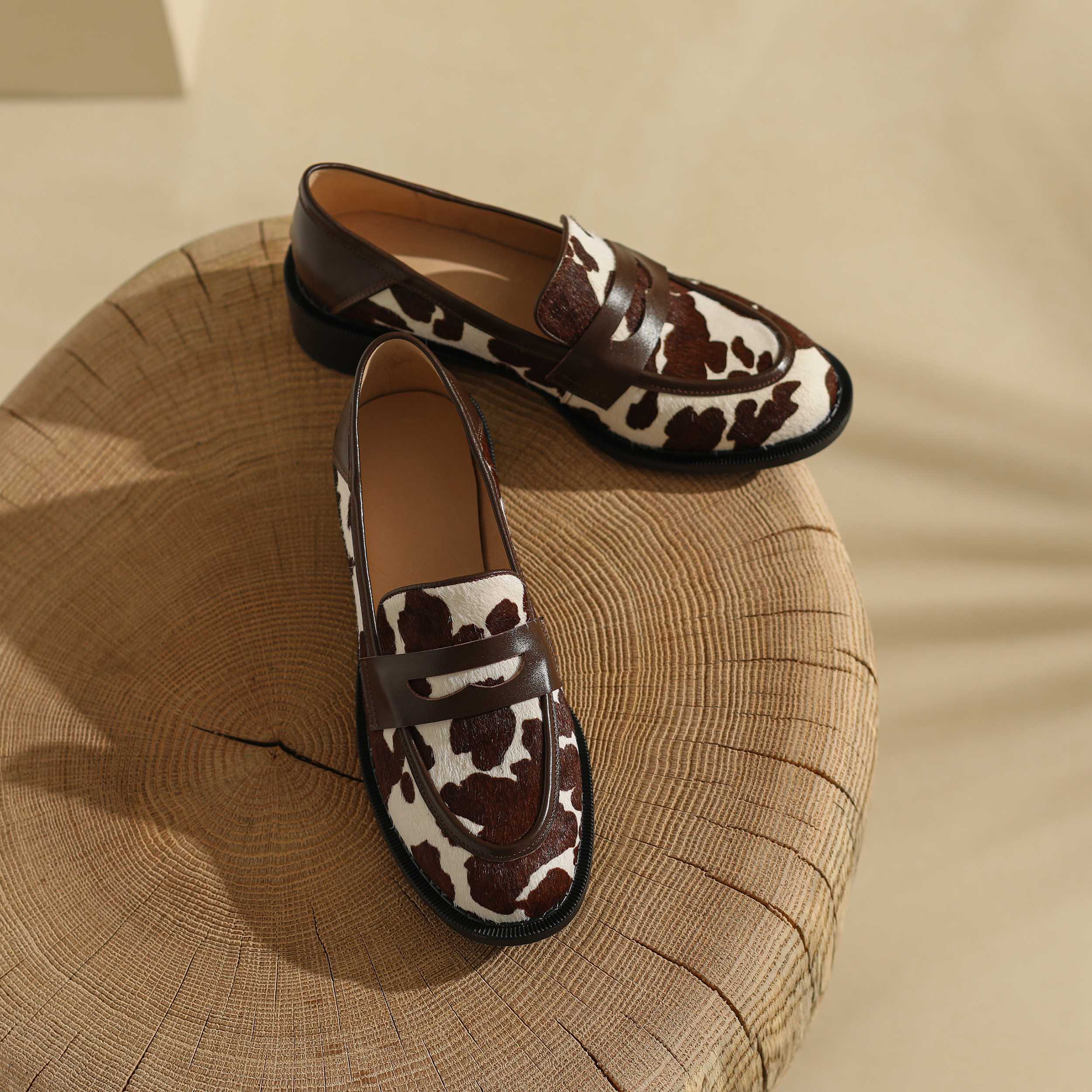 Lenkisen Horse Hair Round Toe  - Street Fashion Rome 评论和价格