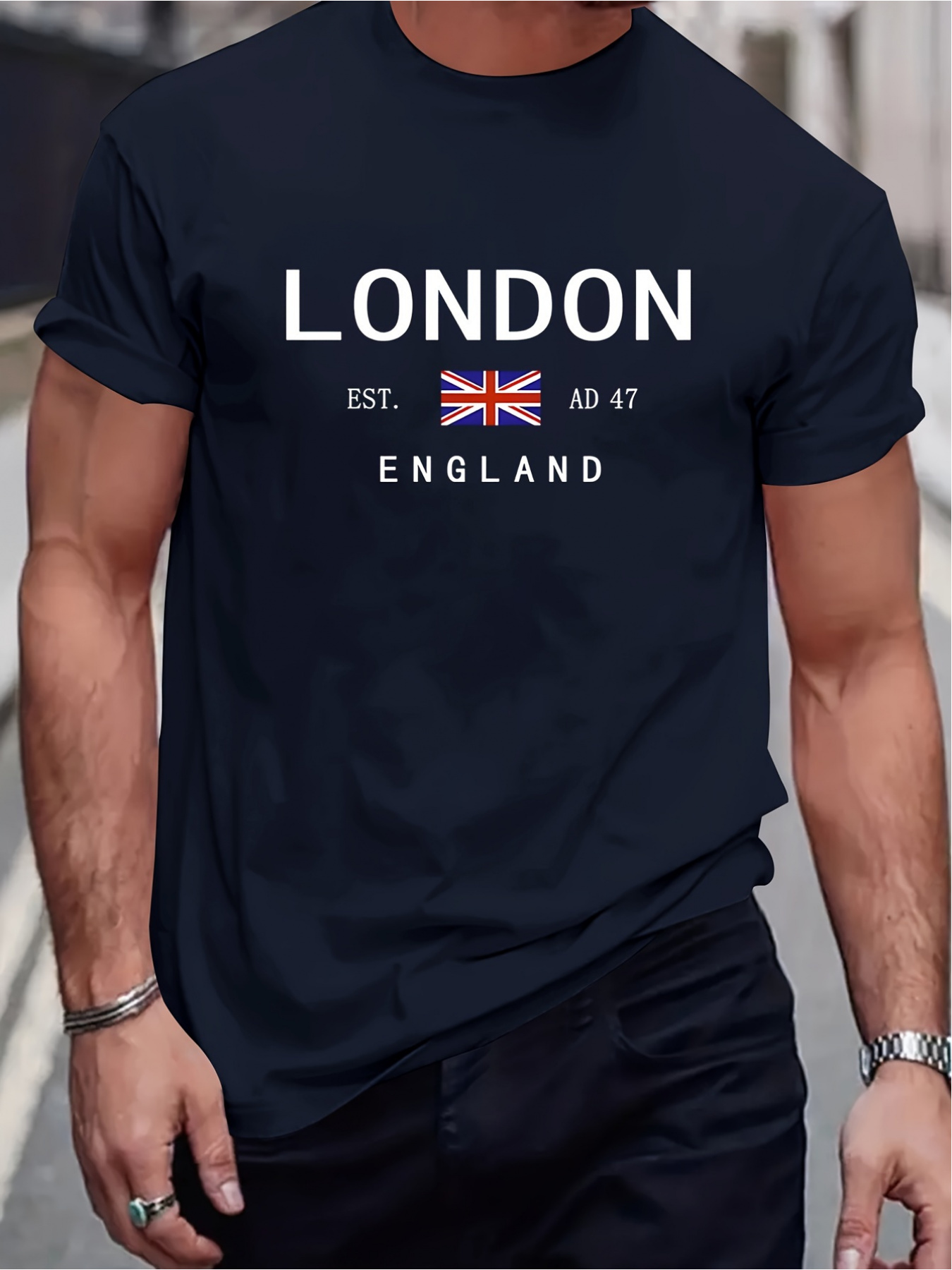 London ENGLAND Print Men Women - Street Fashion In London 评论和价格