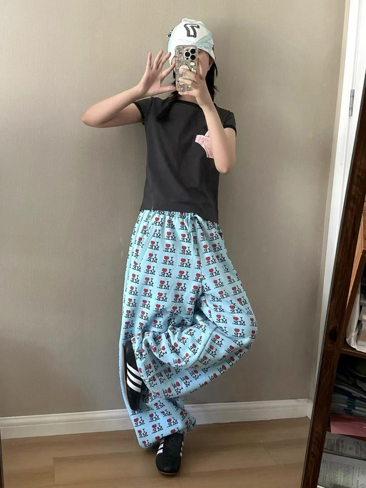 London Gen Z Girl Subculture Y - Street Fashion In London 评论和价格